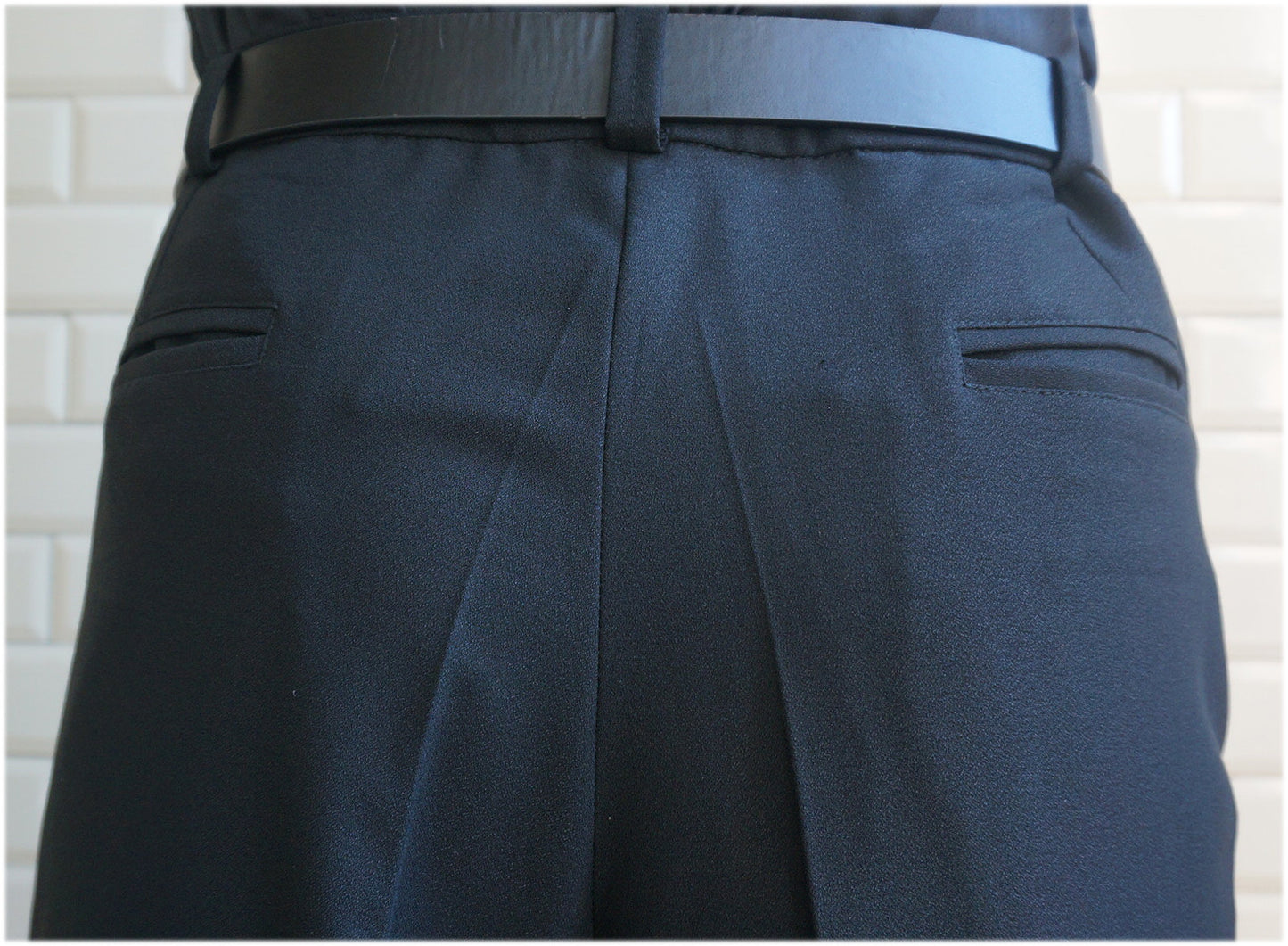 4 corazones Pantalon PH 201 noir à pinces UNIQUEMENT EN STOCK, PAS DE COMMANDE POSSIBLE EN ARGENTINE