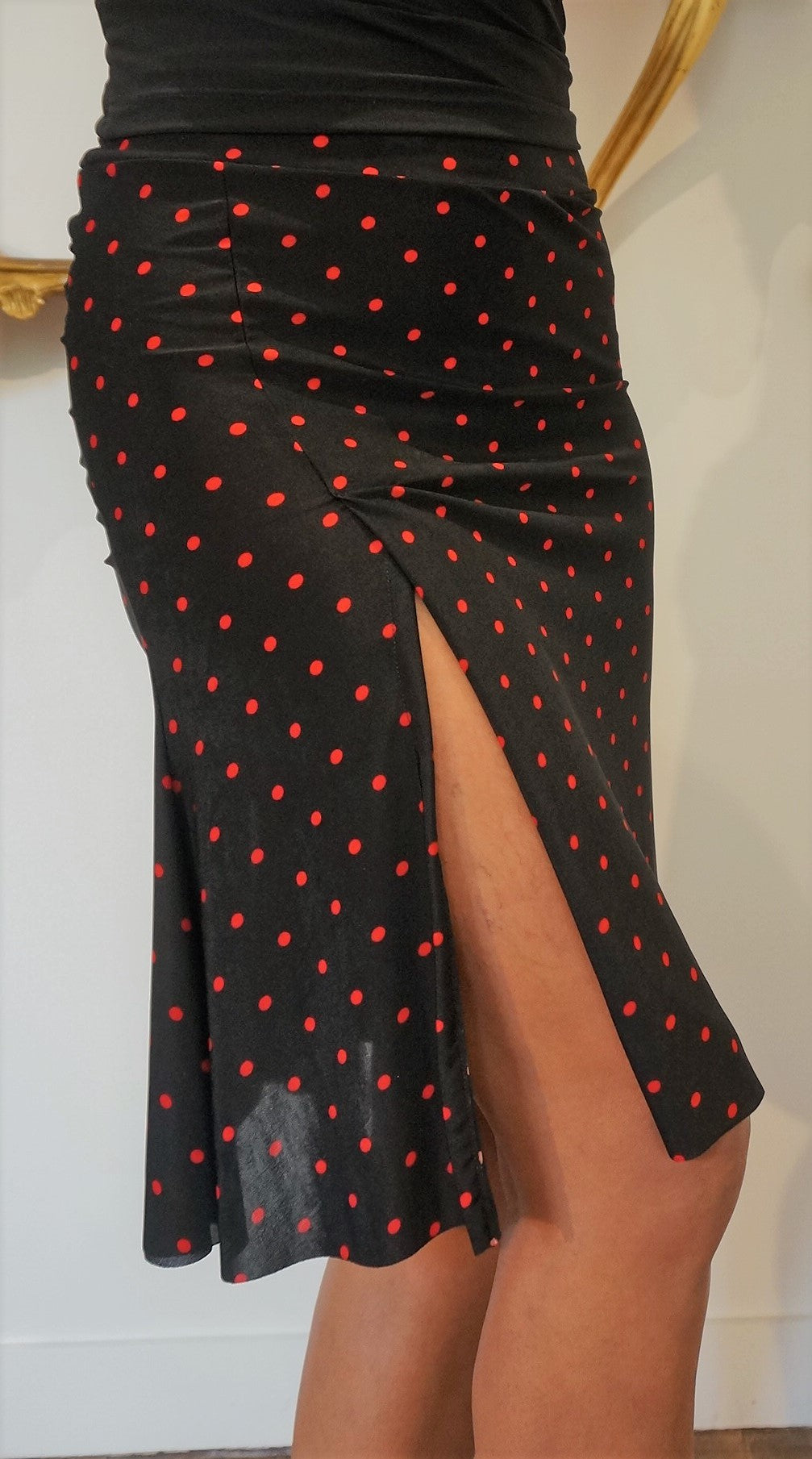 TI jupe PIN noire à pois rouges (Petit pois) UNIQUEMENT EN STOCK, PAS DE COMMANDE POSSIBLE EN ARGENTINE